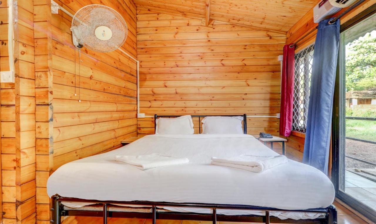 Royal Suites Anjuna Bagian luar foto