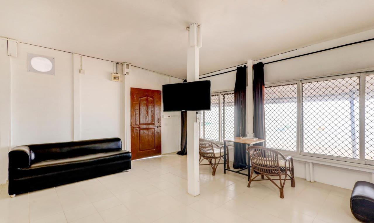 Royal Suites Anjuna Bagian luar foto